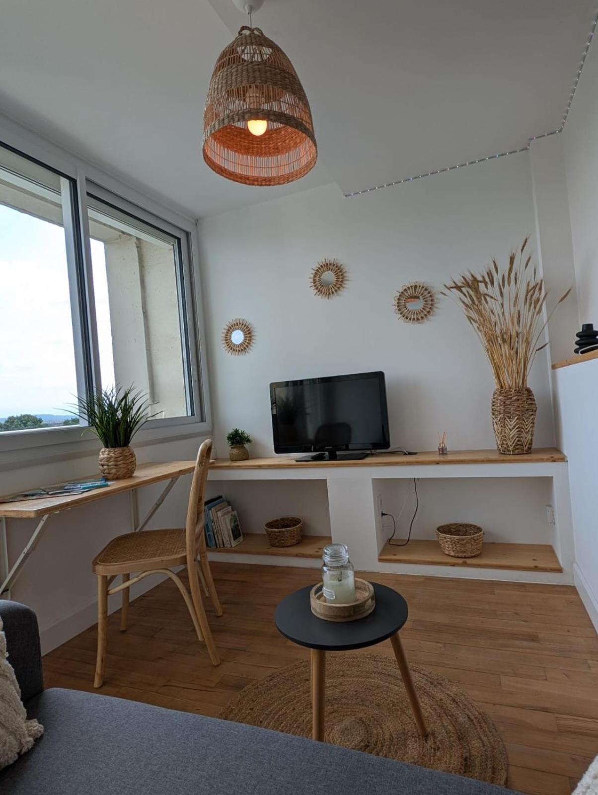 Studio De Charme Cosy Centre-Ville Tarbes Exterior photo